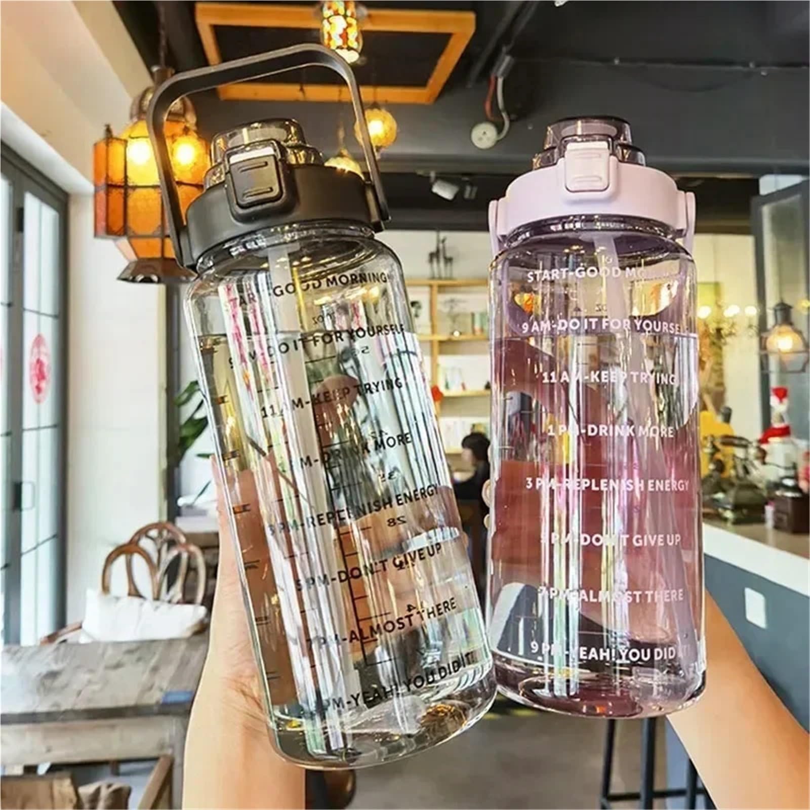 Trinkflasche sport 2-Liter-Trinkbecher aus Kunststoff mit Strohhalm, großem Fassungsvermögen und Zeitanzeige for Outdoor-Sportarten für den Außenbereich(Blue)