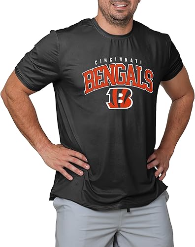 FOCO NFL - Camiseta de manga corta con logotipo de arco para hombre