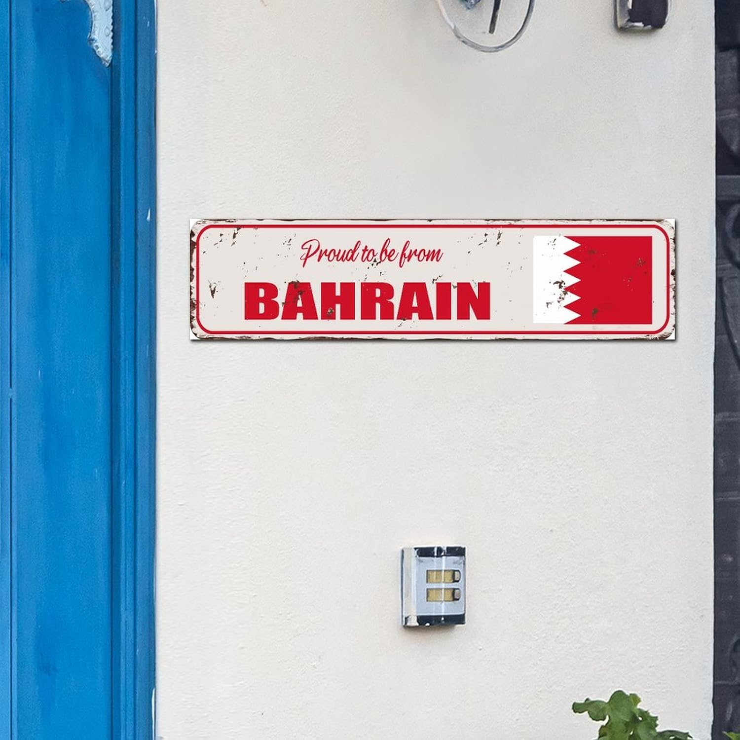 Madcolitote Rustic Proud To Be From Bahrain Wood Signs Bahrain Flag Street Custom Signs Outdoor Metal Farmhouse Patriotic Decor Wood Plaque Country Souvenir Wall Art Wall Decor GuanWg-0407-