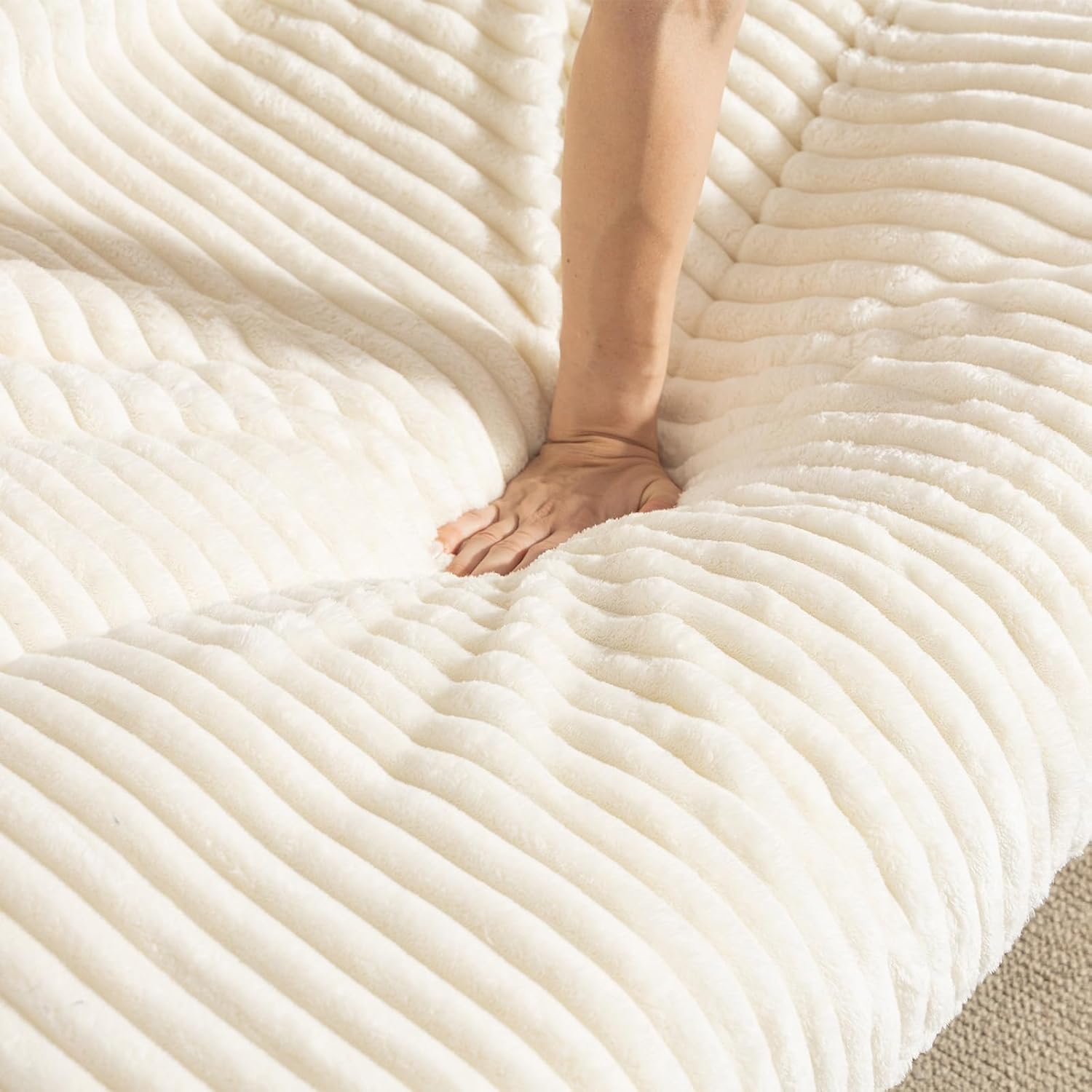 Oversized Accent Chairs for Living Room & Bedroom, Giant Bean Bag Cloud Chair with Wooden Frame for Adults, Modern Lounge Comfy Reading Chair, Oversized Beanbag Lounge Sofa (Beige)