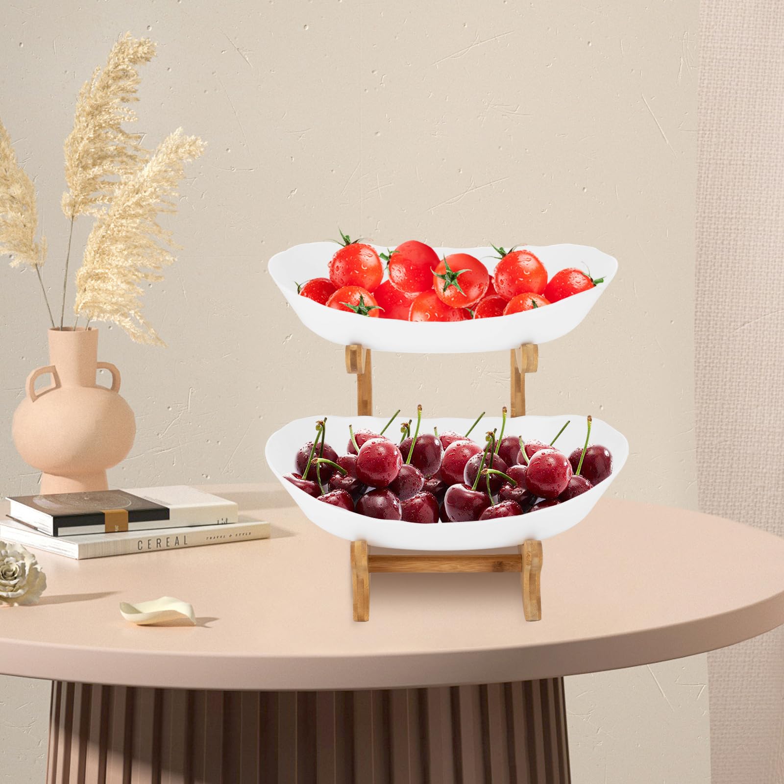 Alzata per frutta, in ceramica, a 2 piani, in porcellana con supporto in bambù naturale, per cene, tavoli da pranzo, matrimoni, feste di compleanno, snack buffet (bianco)