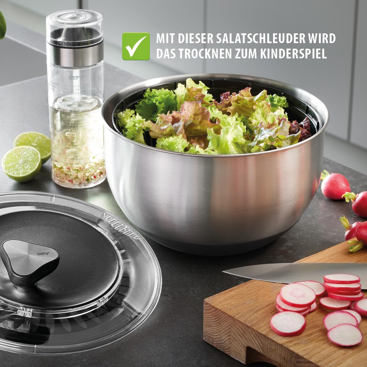 GEFU Salatschleuder mit Kurbelantrieb, 4,5 l | 4-teilig, Edelstahlschüssel, Frischhaltedeckel, Stopp-Button, rutschfest