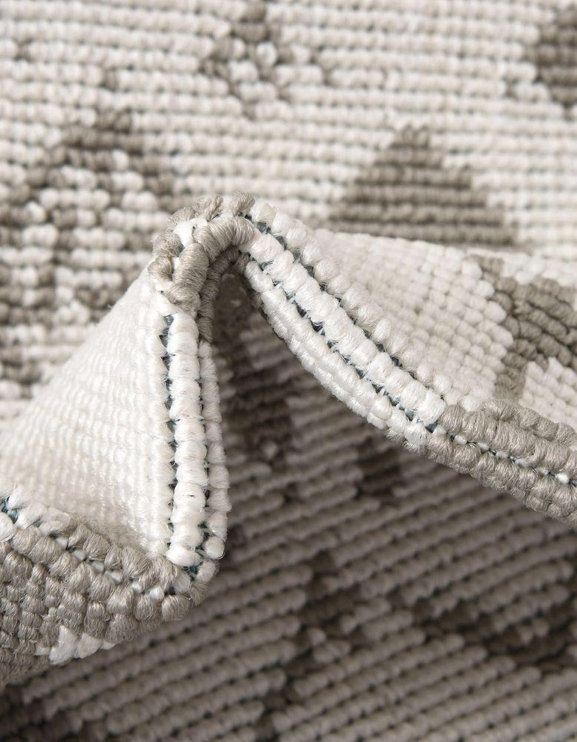 Unique Loom Outdoor Trellis Collection Area Rug - Cardak (4' 1" x 6' 1" Rectangle, Ivory and Gray/ Gray)