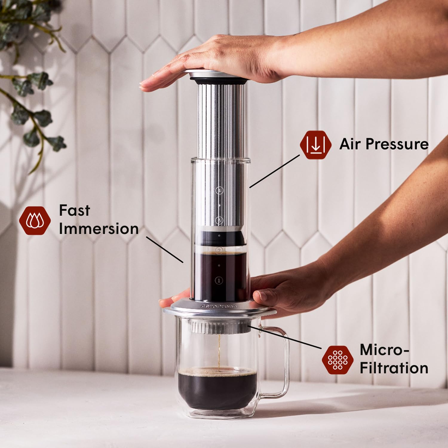 AeroPress Nasadka Filtra ze Stali Kontrolą Przepływu Nierdzewnej, Zapobiega Kapaniu, Pełna Kontrola nad grubością mielenia i czasem parzenia, Espresso, Latte, Cold Brew, Pasuje do AeroPress