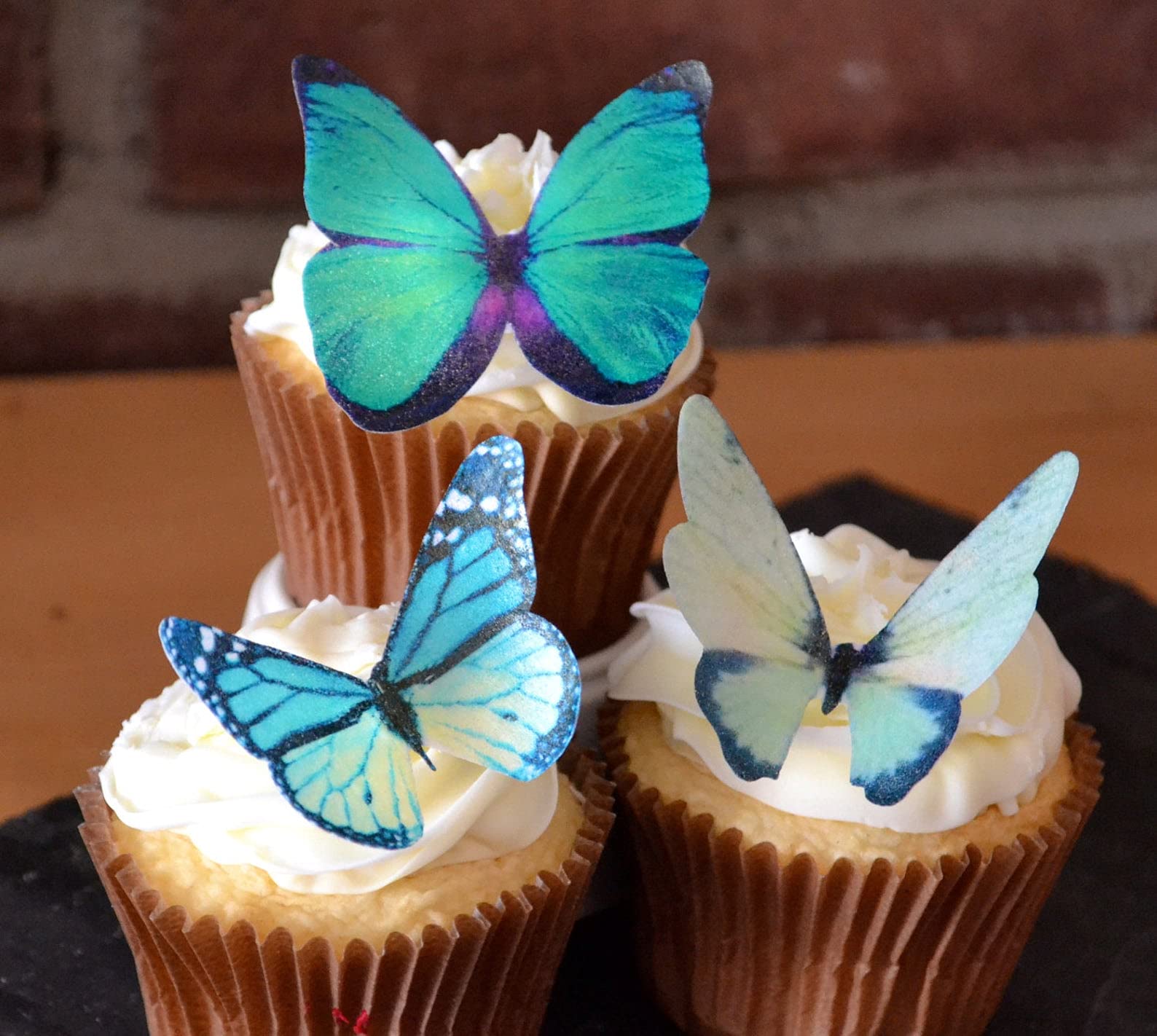 Sugar Robot Edible Butterflies for Cake Decorating- Large Size Butterfly Decorations - Cake Toppers and Cupcake Toppers - Made in the USA - Premium Crafted (Green)