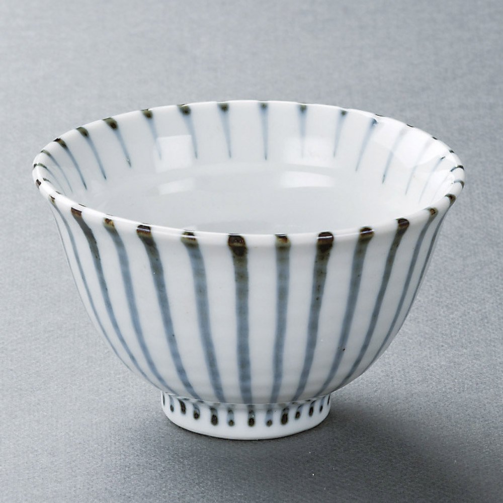 食器 RAKUSA Amazon.com: せともの本舗 Kureusu Tokusan 4.0 Small Bowl, 4.7