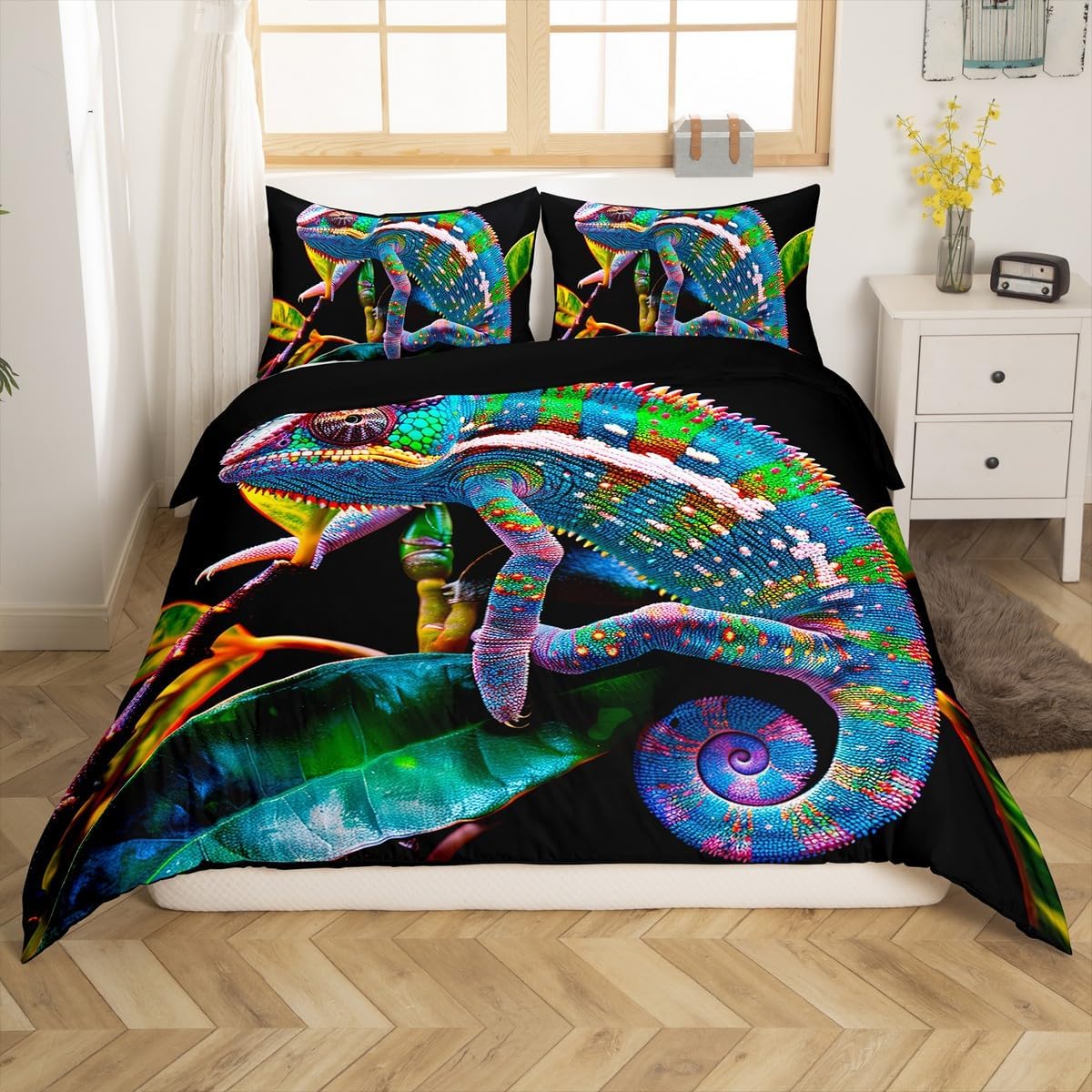 Erosebridal Chameleon Duvet Cover, Watercolor Iridescent Chameleon in The Jungle Leaf Wildlife Animal Theme Comforter Cover, Decorative 3 Piece Bedding Set with 2 Pillow Shams, Full Size, Teal Yellow