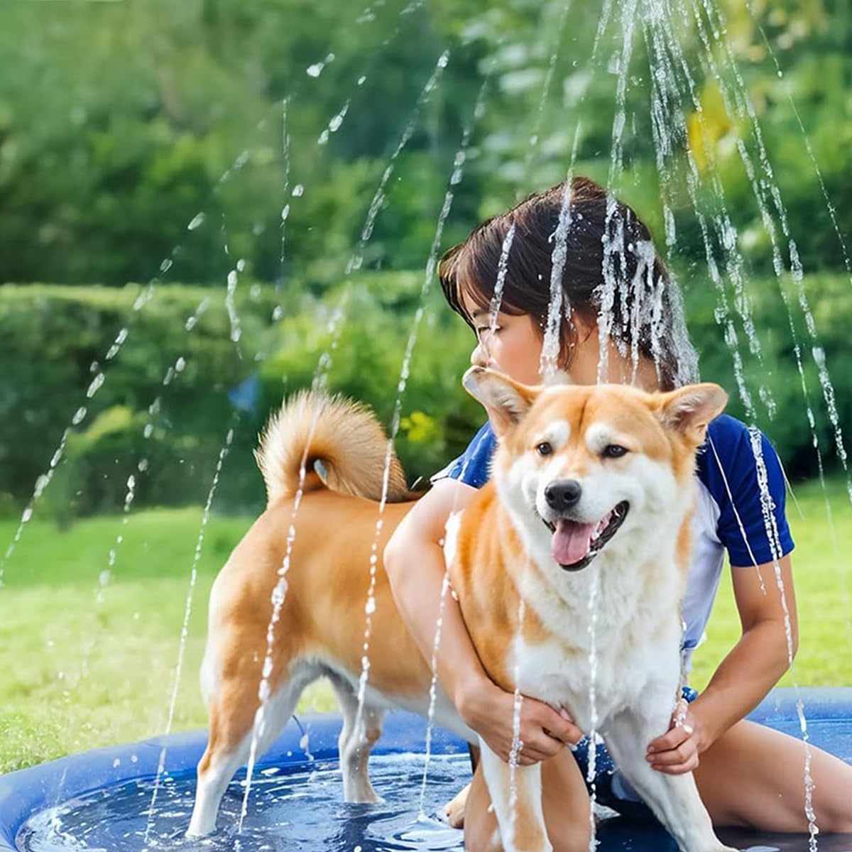 Puppery Sprinkler Wasserspielmatte Für Hunde, Wasserspielmatte Hund, Wasserspielzeug Hund, Wassermatte Hund, Verdickt rutschfest Planschbecken Hund, für Hunde und Kinder (170cm)