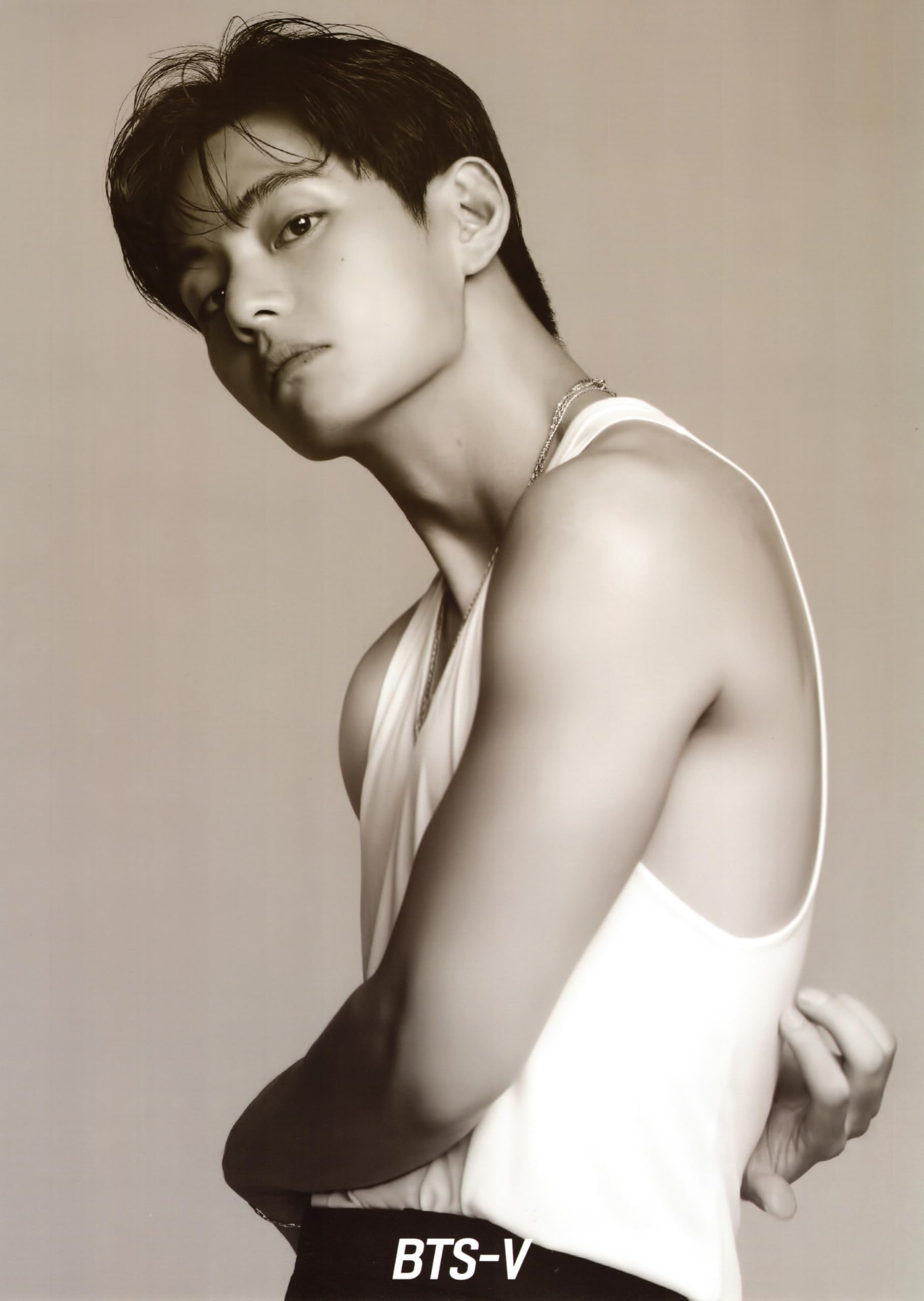 Amazon.co.jp: V テテ グッズ【 ポスター 12枚 (A3サイズ) ＋