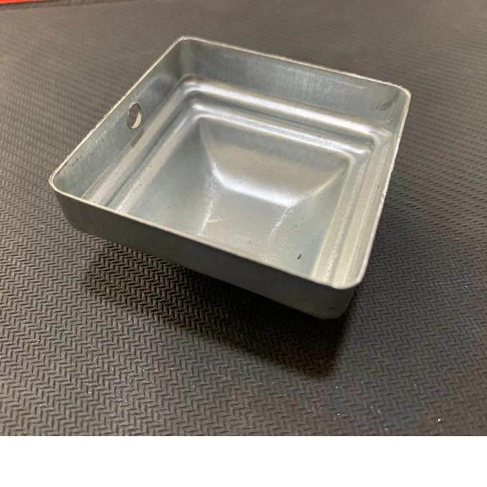 Metalowe nasadki na słupki ogrodzeniowe Metalowe nasadki na słupki ogrodzeniowe 10 szt. Aluminiowe nasadki na słupki ogrodzeniowe/aluminiowe idealne do słupków ogrodzeniowych