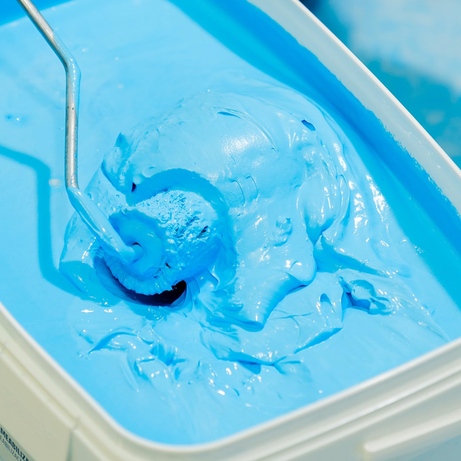 KNAUF - Impermeabilizante Latex Azul 5 kg - Listo para Usar - En Base Sintético y Aditivos Inertes - Utilizar Previo al Alicatado en Zonas Húmedas - Excelente Adherencia Multisuperficie