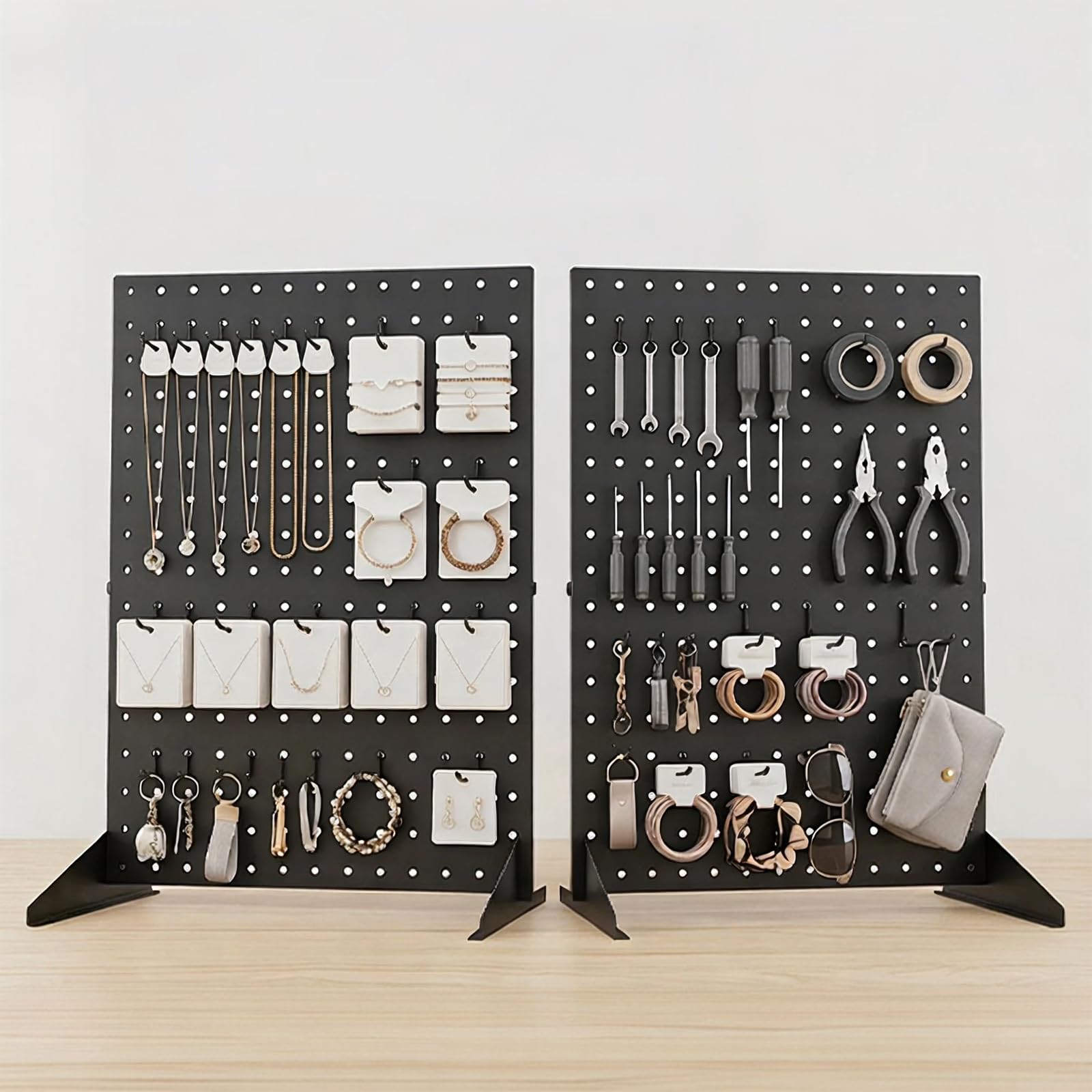 2 unidades Pegboard Display Stand 17 x 13 pulgadas tablero organizador | Pegboard - Expositor de mesa con 32 ganchos de metal, para joyas, llaveros, pegatinas