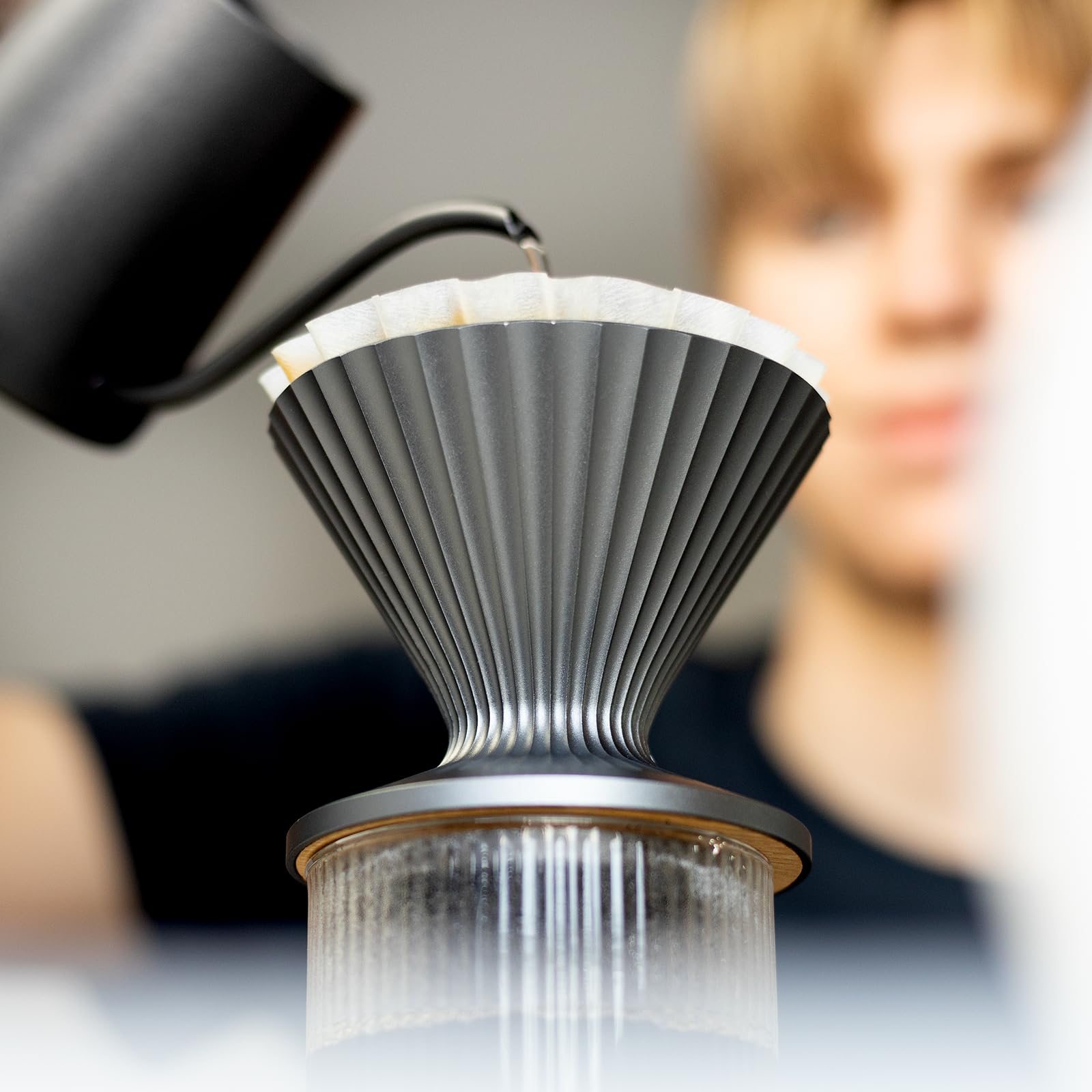 Kaffee-Tropfer aus Metall, wiederverwendbarer Kaffeefilter mit Nachtlicht, individueller Blüten-Kaffeetrichter für Reisen, Camping, Büro, Zuhause, Manaul Kaffeebrühmaschine