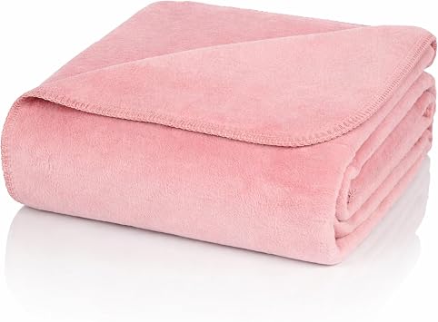 Glart cuddly blanket in old pink 150x200 cm for sofa or couch. Extra soft wool blanket as a bedspread or sofa blanket, without sleeves. Pink