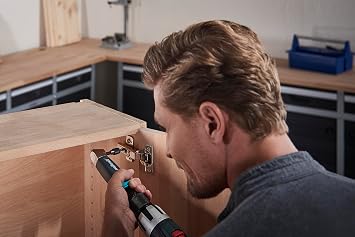 wolfcraft Açılı dişli I 4688000 I 90° açıda delme ve vidalama, altıgen | Manyetik altıgen yuva, rulmanlı şanzıman, sağa ve sola dönüş, kompakt 52 mm köşe ölçüsü. Ürün No. 4688000
