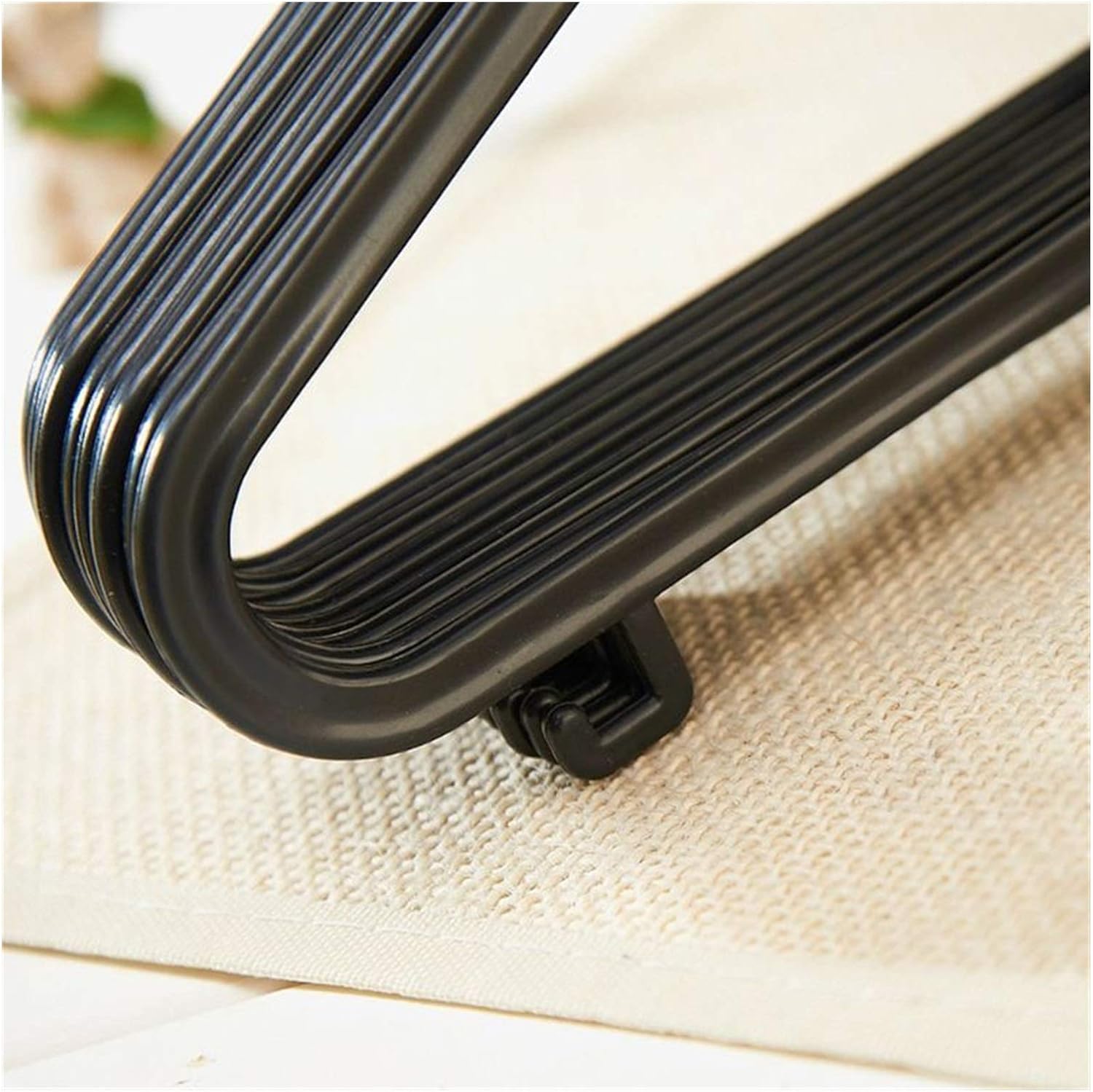 Wall Hanger 20pcs Clothes Coat Hangers Plastic Adult Antiskid Multi-Functional Hooks for Closet Cloakroom Organizer