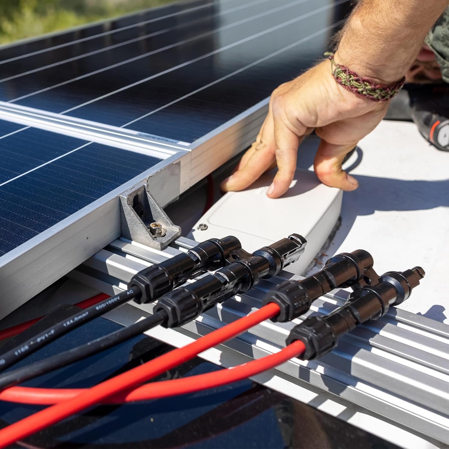 Solar Panel Connector Solar 6 to 1 Y Branch Solar Panel Splitter 6 Way 1000V Solar Y Branch Solar Panel Parallel Connectors for Parallel Connection Solar Panels (1 Pair 6 to 1)