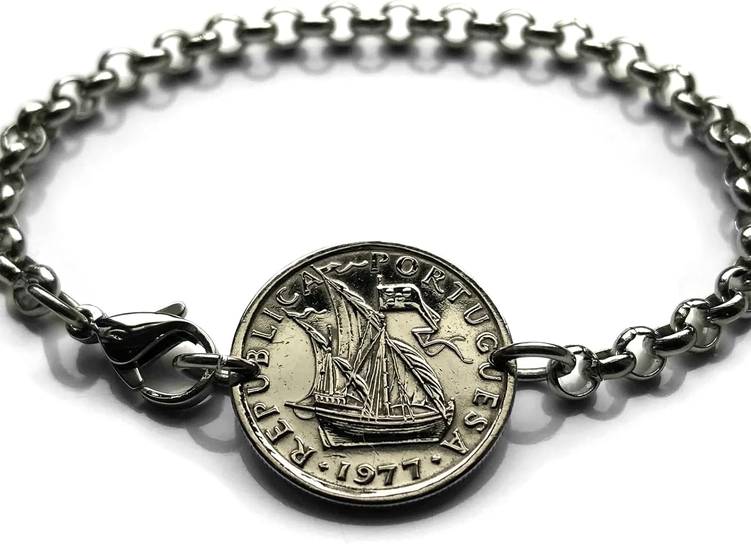 1977 Portugal 2-1/2 Escudos coin bracelet Portuguese caravela ship Quinas Lisboa Oporto Braga Sintra Faro Coimbra Funchal Aveiro Guimarães Ponta Delgada Faro Ourique Mirandese Lagos Fatima b000069