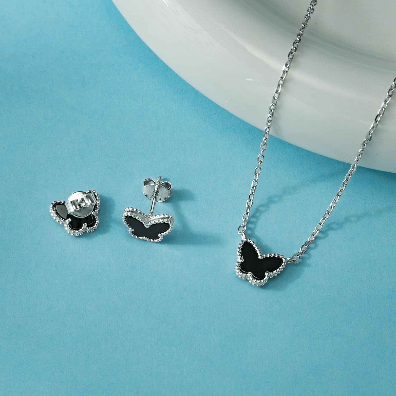 Four Leaf Clover Earrings 925 Sterling Silver for Women,Stud Earrings Jewelry with Black Onyx and Mother of Pearl,Elegant Gift for Her