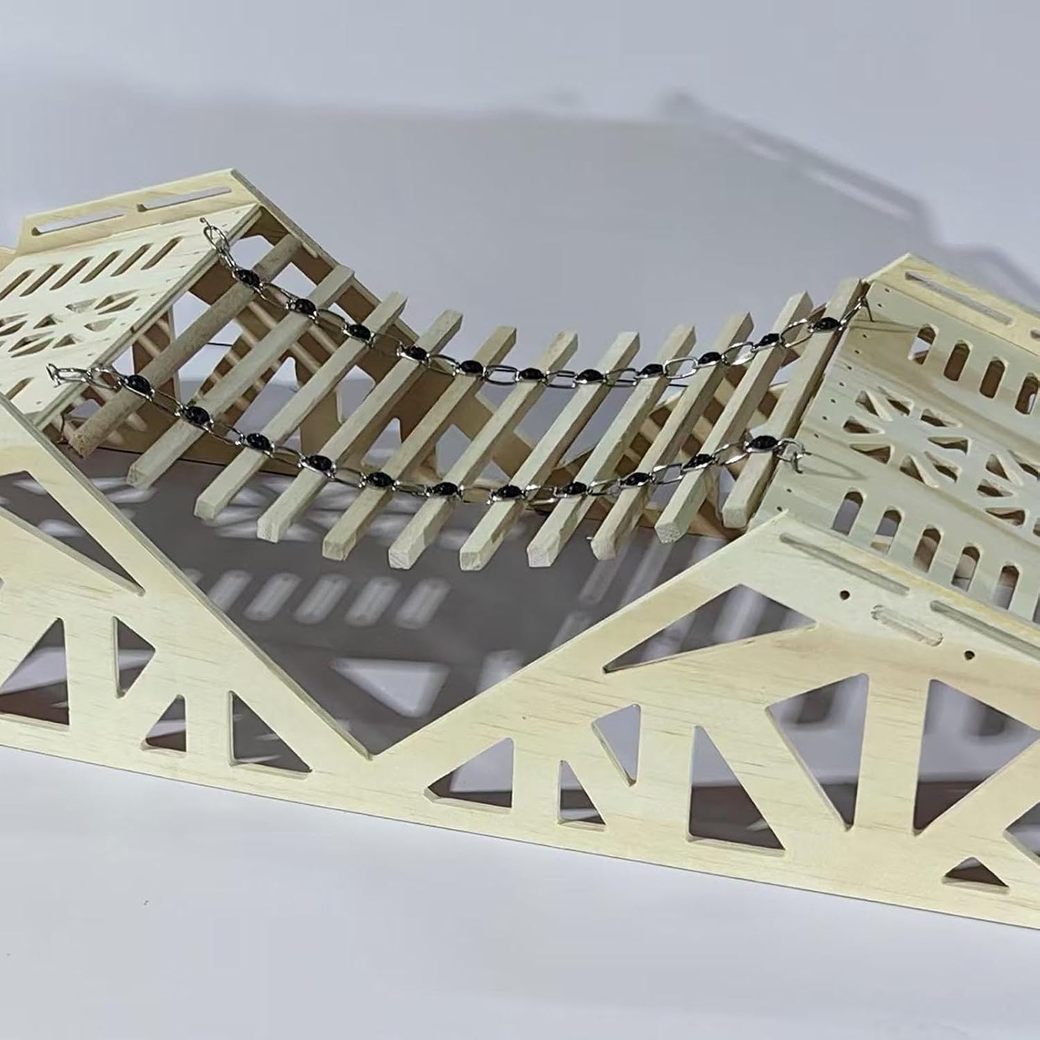 ａ aternee RCカーブリッジシミュレーションクライミング障害物ブリッジ使いやすい急な登山コースプロップ1/24 RC用, 橋