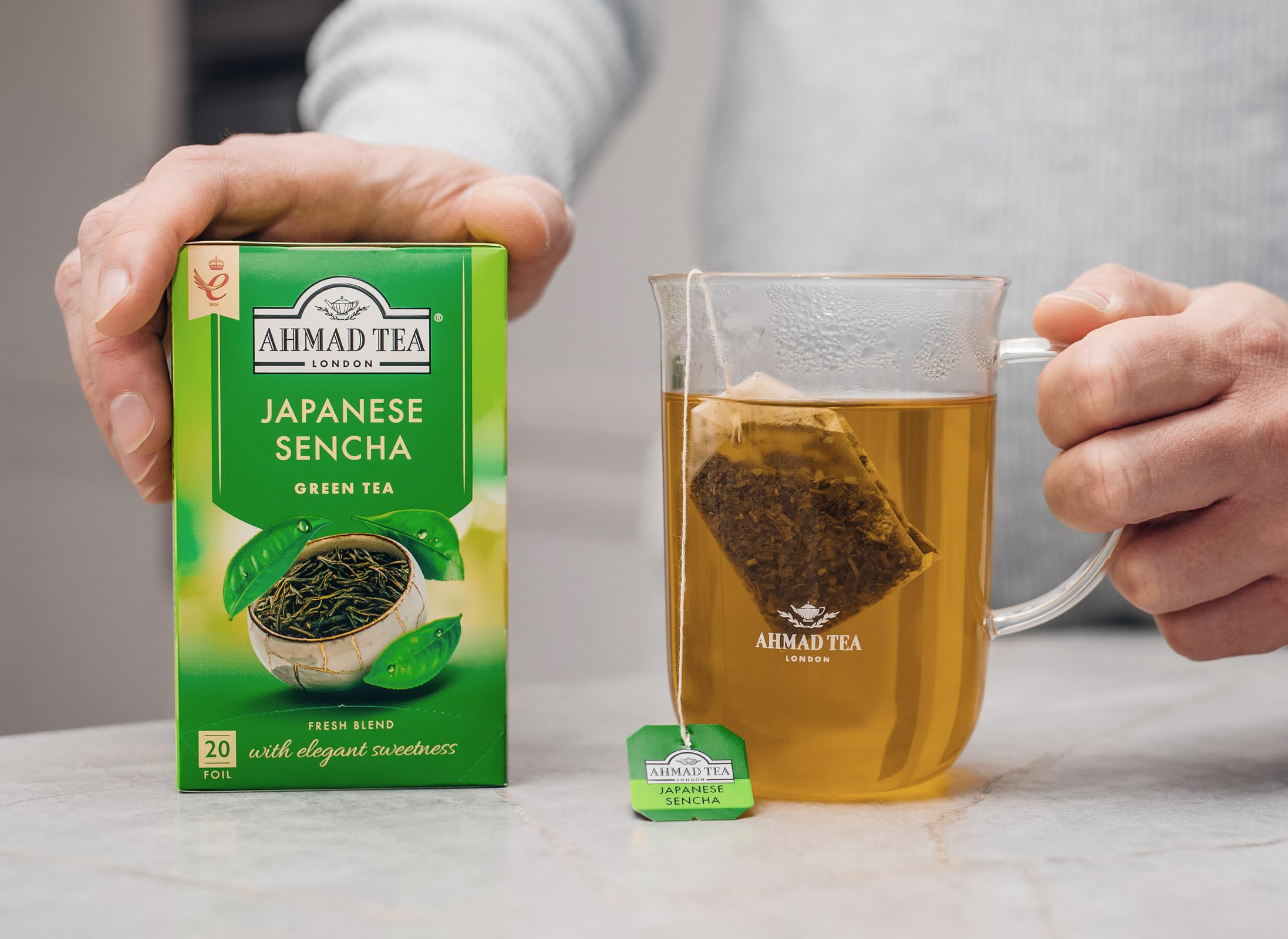 Ahmad Tea Japanese Sencha - Te verde con hojas tradicionales - Bolsitas de te selladas individualmente con 1,8 g de te por porcion - 20 bolsitas de te (paquete de 1)