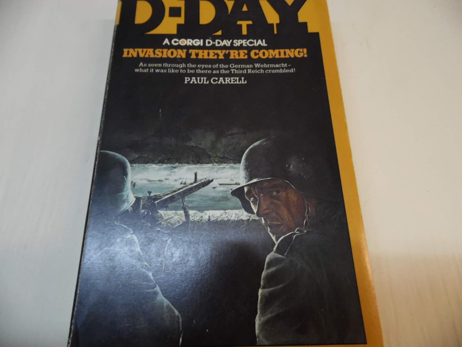 Invasion They're Coming! Amazon.co.uk Carell, Paul 9780552095426