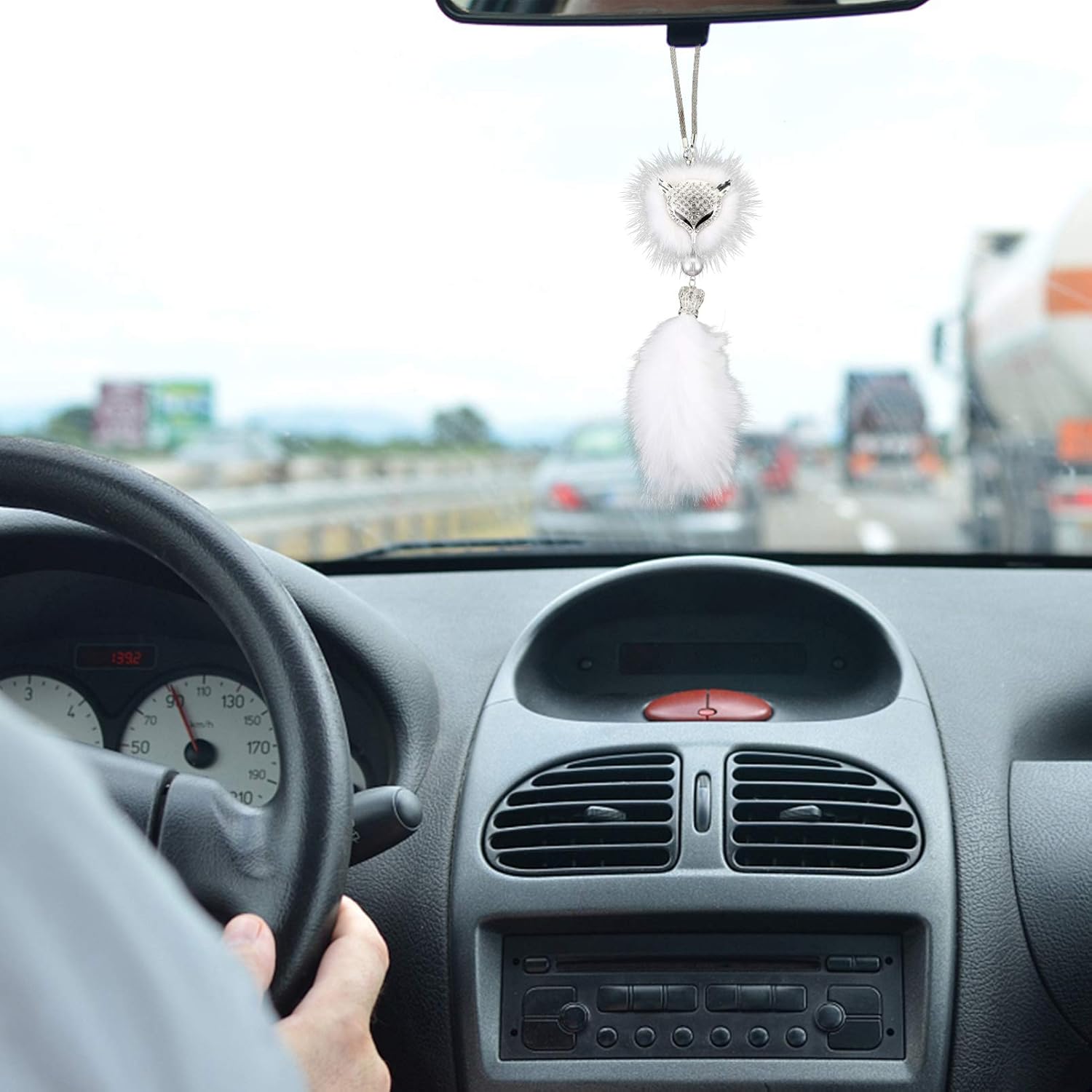 Amazon Ledmomo ルームミラーアクセサリー カーアクセサリー 車のミラーぶら下げアクセサリー クリスタル アクセサリー ぶら下げ キラキラ 装飾 ルームミラー用デコレーション 車 バイク