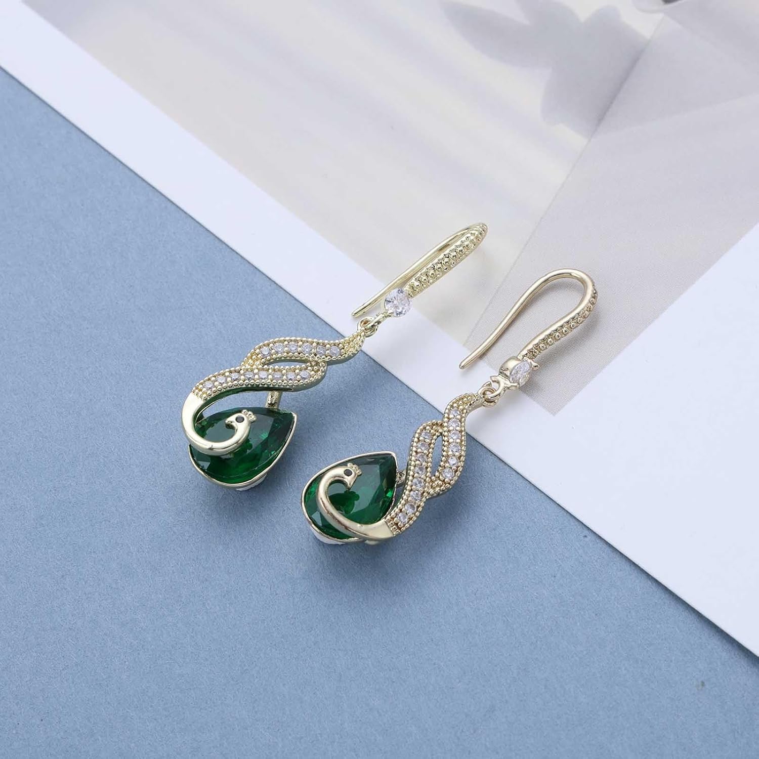 Vintage Teardrop Emerald Dangle Earrings Green Crystal Teardrop Earrings Spiral Rhinestone Drop Earring Gold Crystal Cz Earring Jewelry for Women - Image 4