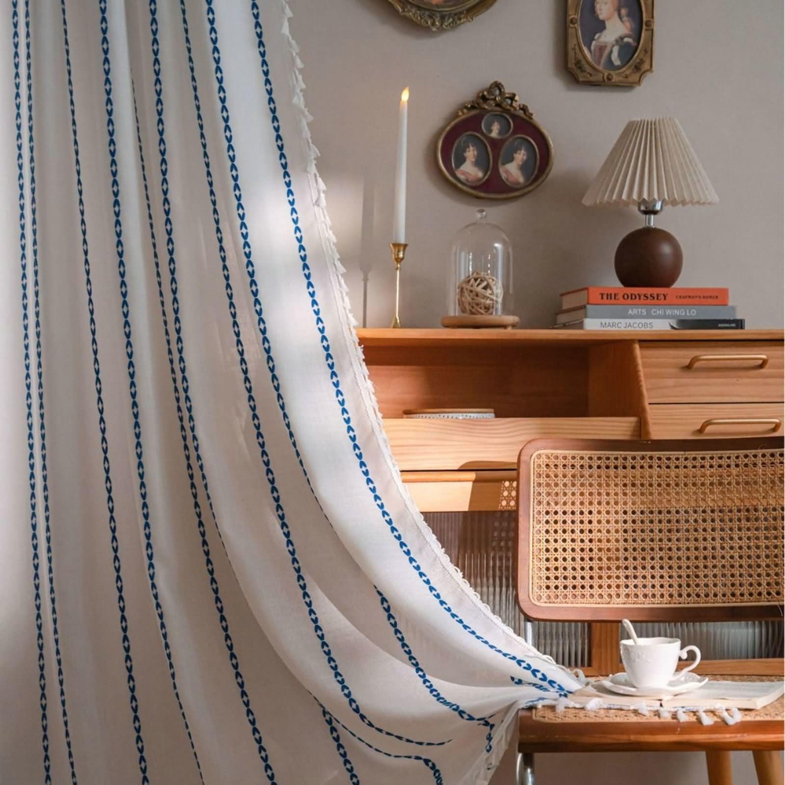 Cortina Salon con Ganchos,2 x 132W x 300H CM,Cortinas Comedor Semiopaca 2 Piezas Bordado a Rayas con Borlas Cortina Habitacion Azul Blanco