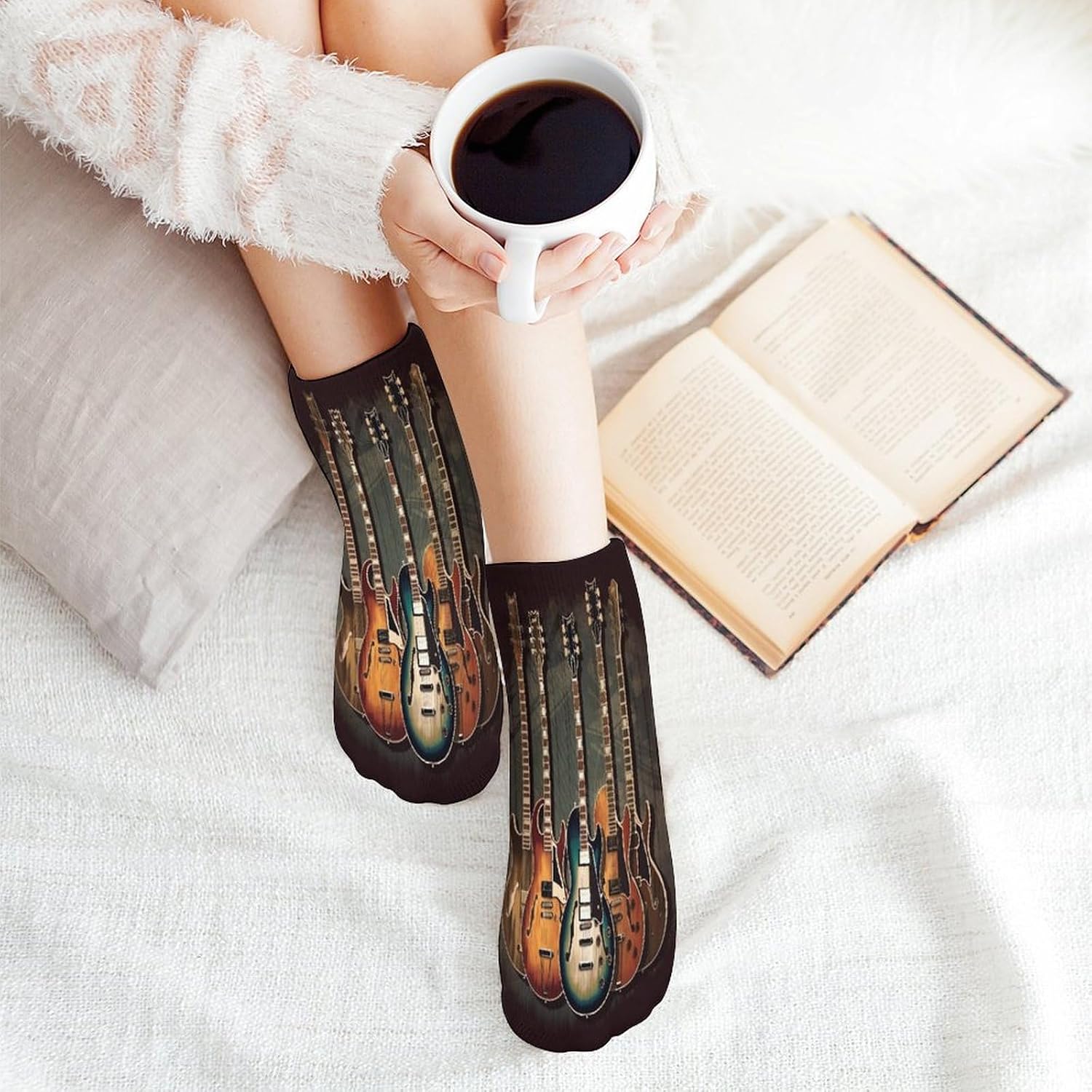 Women's Thin Elastic Socks Low-top Sports Invisible Guitars Art Printed Ankle Socks 5 Pairs Suitable for Travel Commuting Outdoor