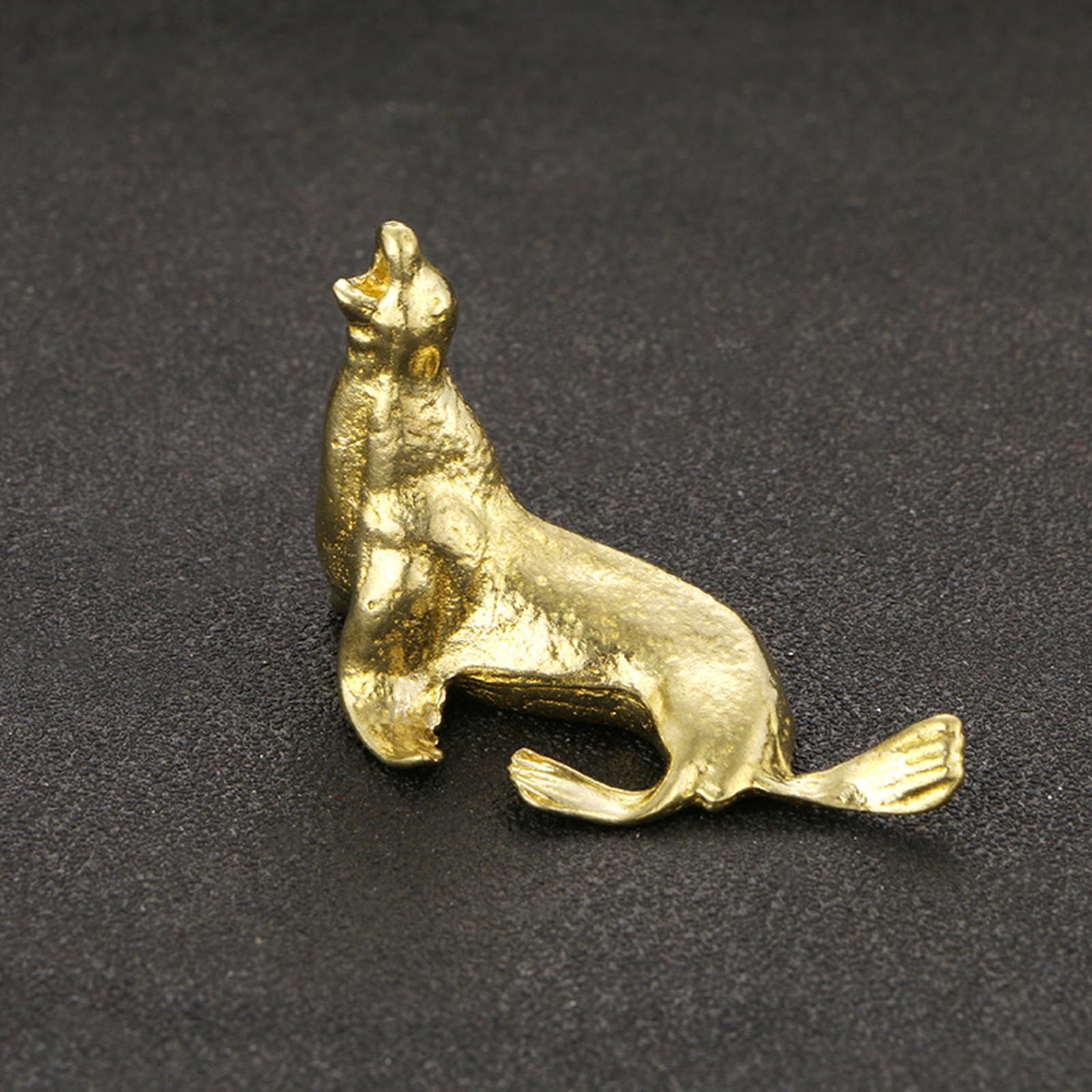 YANGPZFC Small Copper Sea Lion Copper Ornament Brass Statue For Desk Decor, Handcrafted Vintage Sculpture, 2