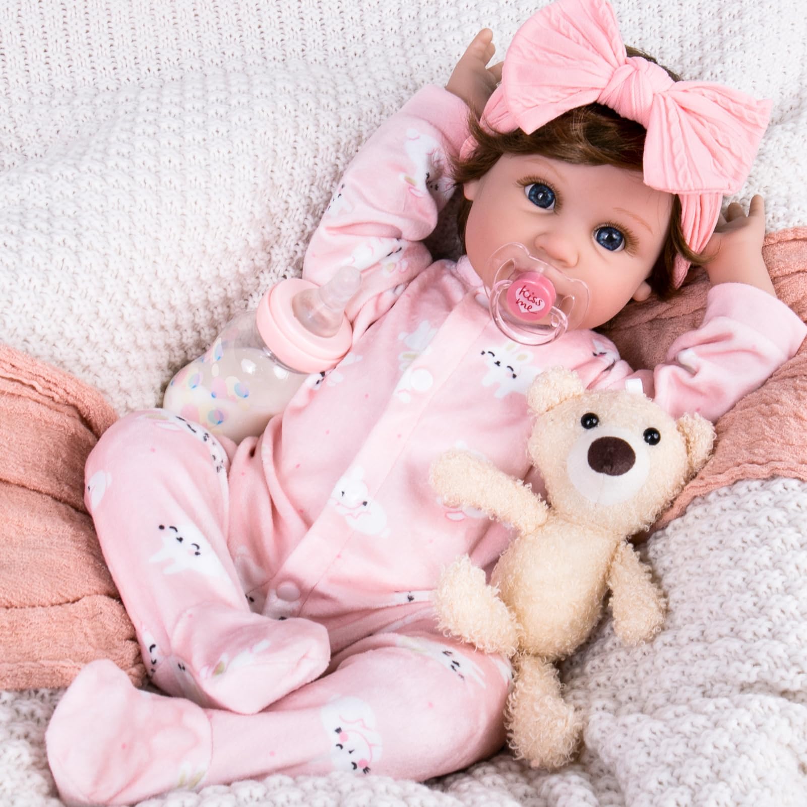 Aori Reborn Baby Dolls Lifelike - 22 Inches Realistic Newborn Girl Doll That Look Real - Great Gift for Grandama and Kids 3+