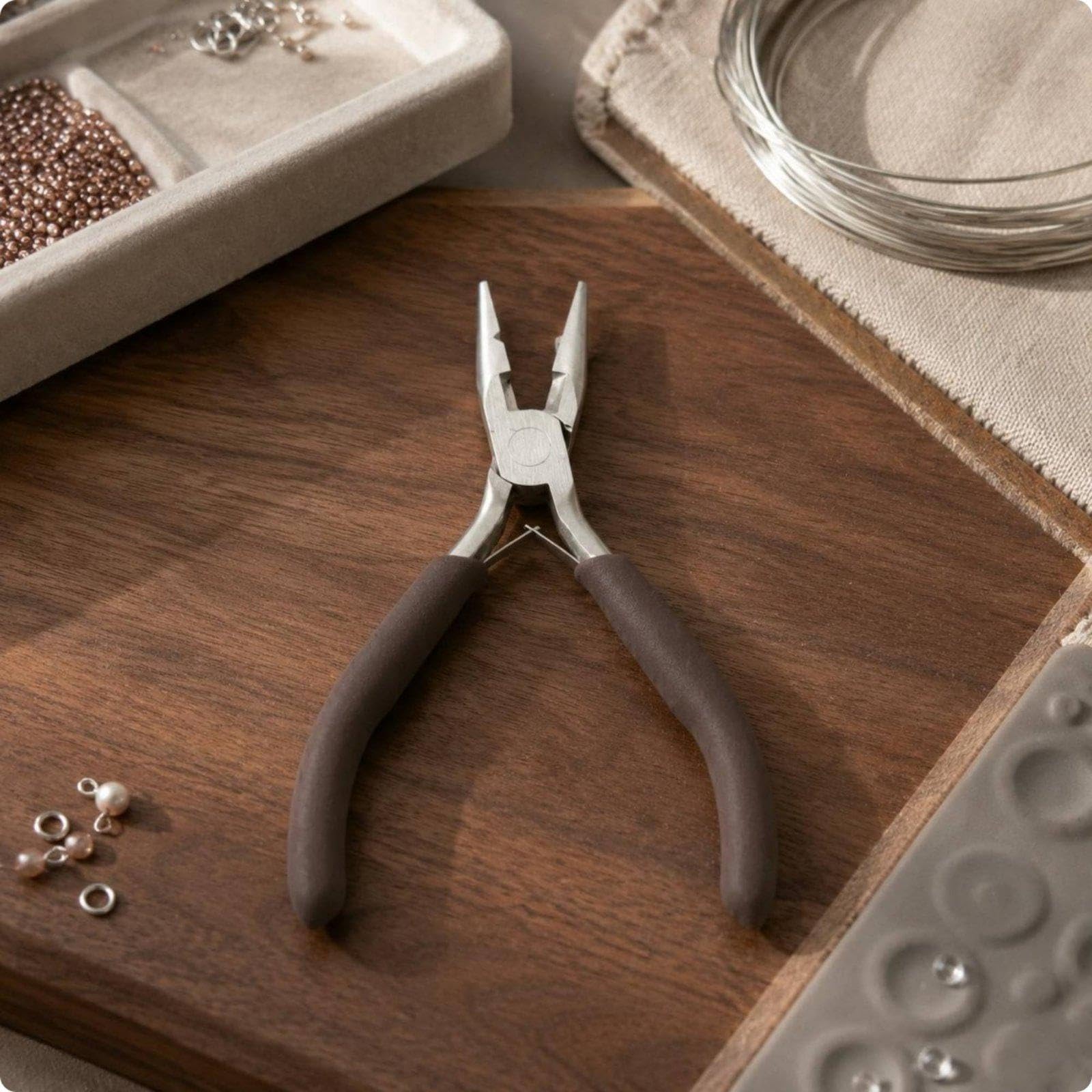 6 Piezas Alicates de Joyería Alicates de Corte Mini Alicates de Punta Alicates Redondos con Acero Y Plástico Agarre Seguro Y Corte Limpio Adecuados Pa, 6 piezas
