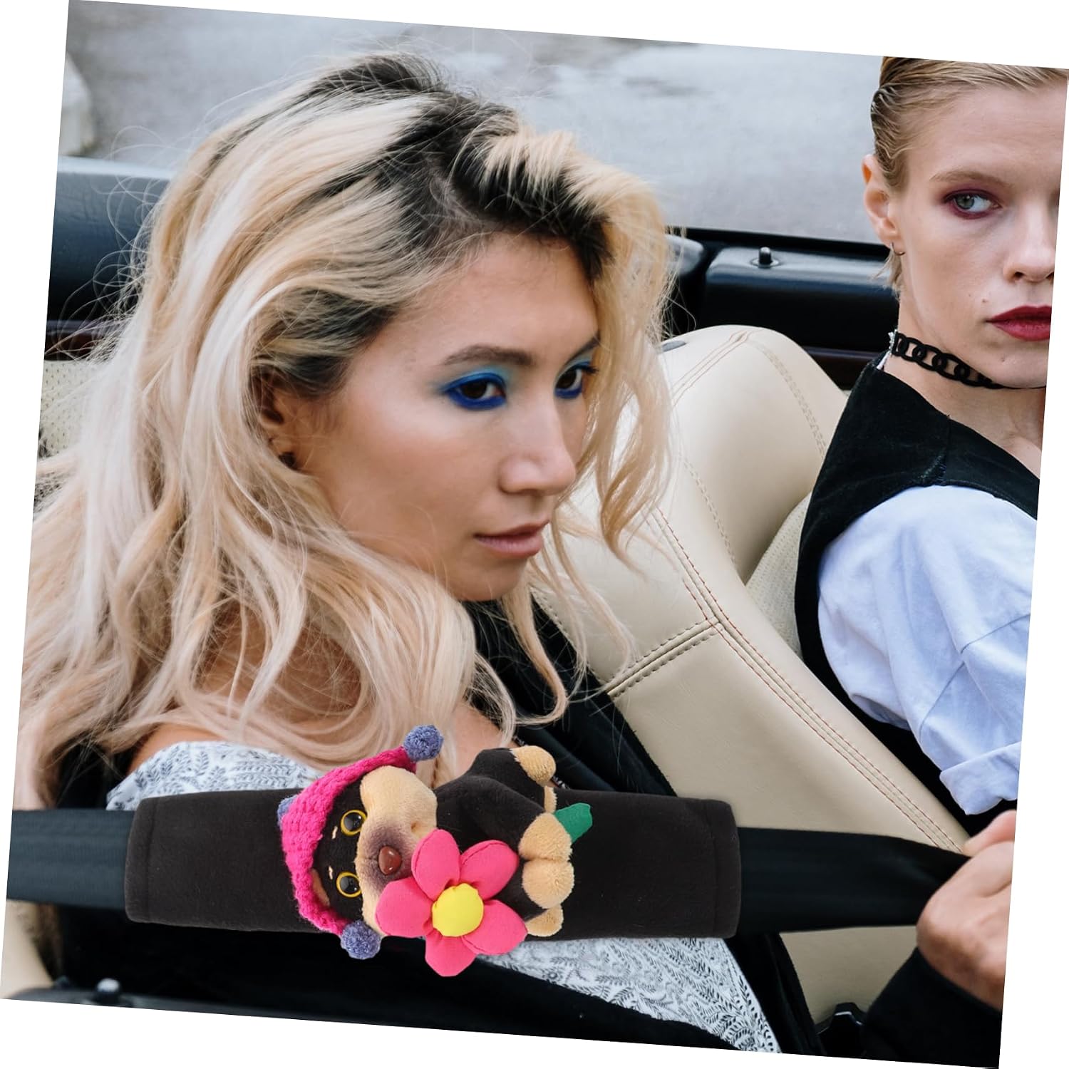 Plush Strap Pad Shoulder Cover for Car Seats Comfortable Auto Strap Protector Cute Interior Decoration Easy to Install for Carriages and Boys and Girls Seats