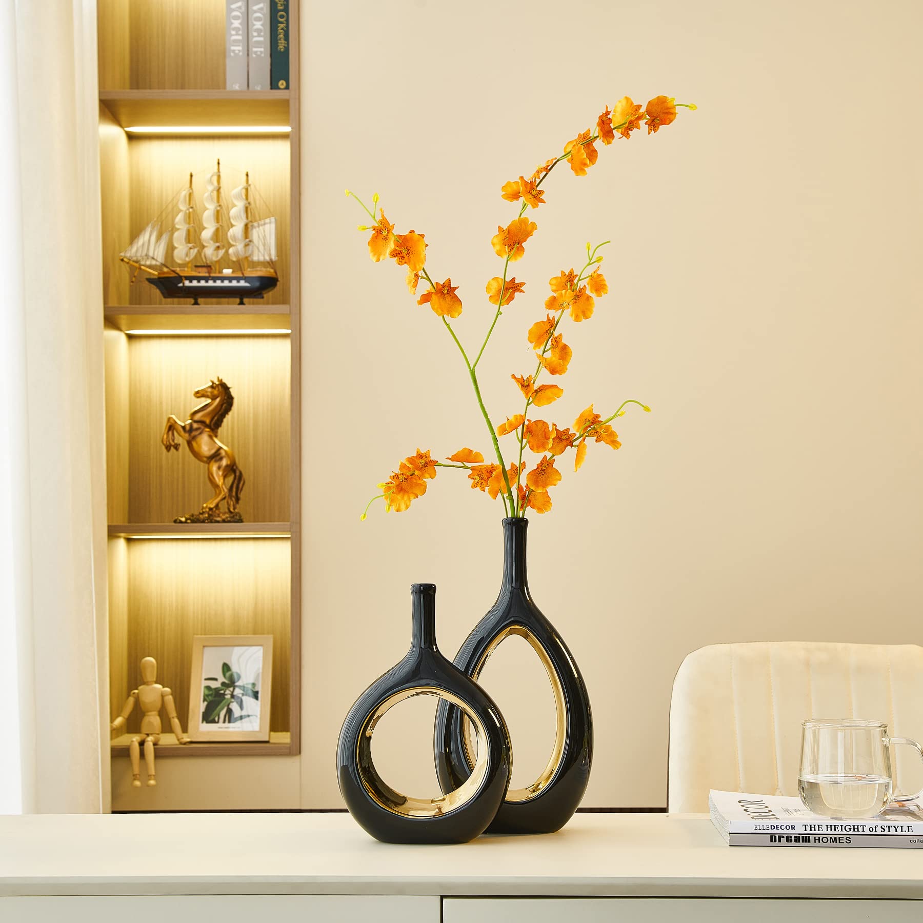 Octdays Schwarz und Gold Vase für Dekor, Moderne Keramikvase für Blumen, Minimalistische Vase, Hohle Ovale Vase für Heimdekoration, Wohnzimmer, Büro, Bücherregal Dekoration, 2er Set (Schwarz Gold)