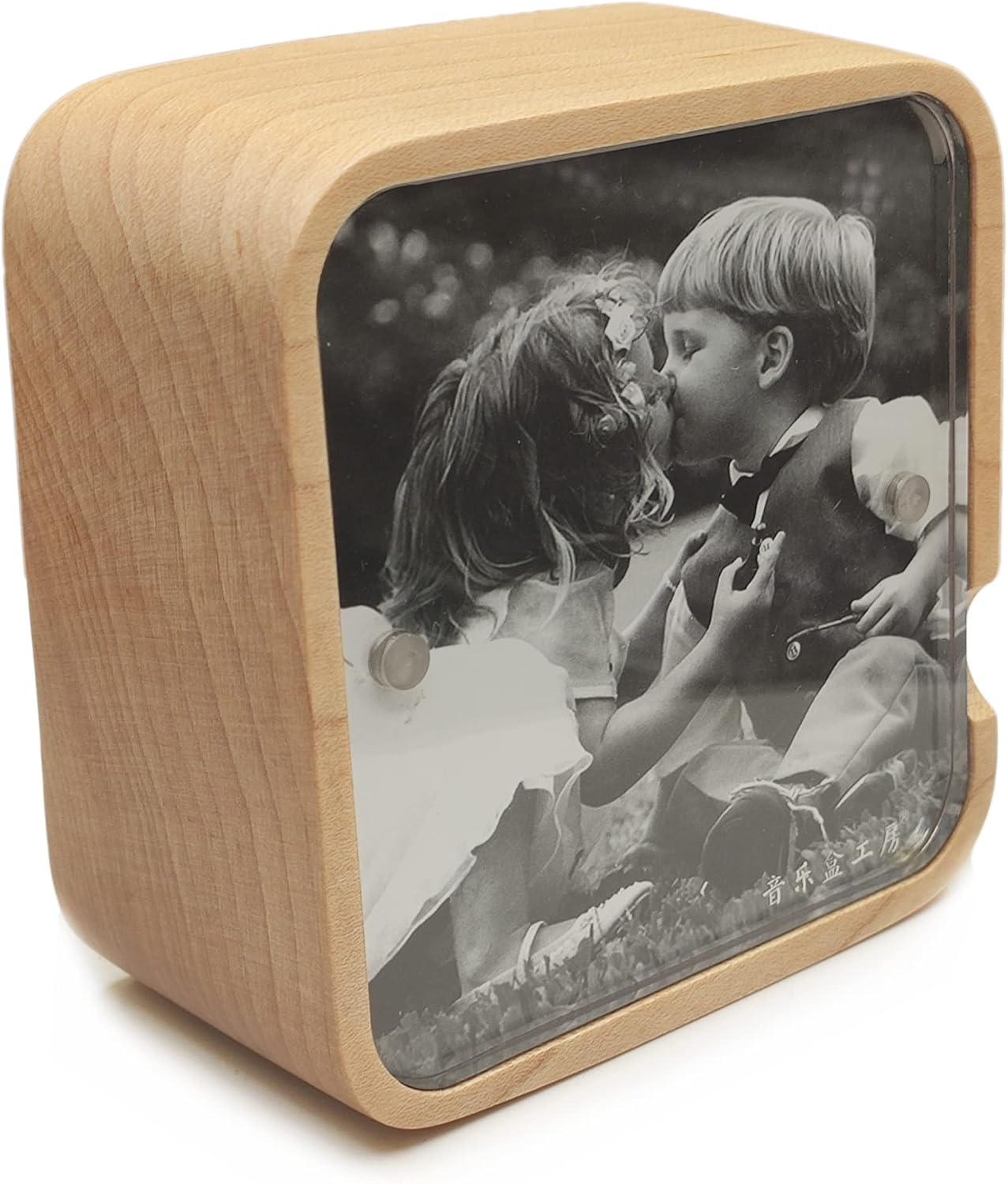 Wind Up Solid Wood Music Box with Photo Frame, for Christmas/Birthday/Valentine's Day/Mother's Day，Tune of You are My Sunshine. (Maple Wood)