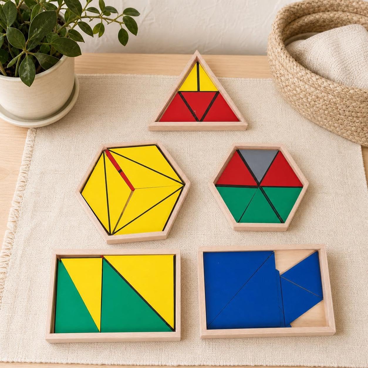 Lernspielzeug aus, Geometrische Formen Sortierspiel für 4-6 Jahre, für die Motorik, Heimversion