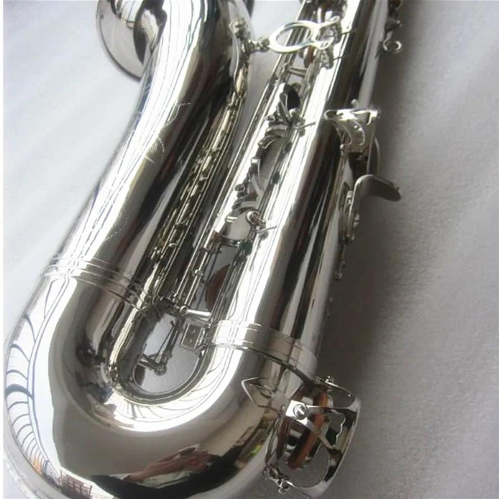 Sassofono Tenore Sib Sax Strumenti Musicali Tone Nickel Silver Plated Tubo Chiave Dorata Con Custodia