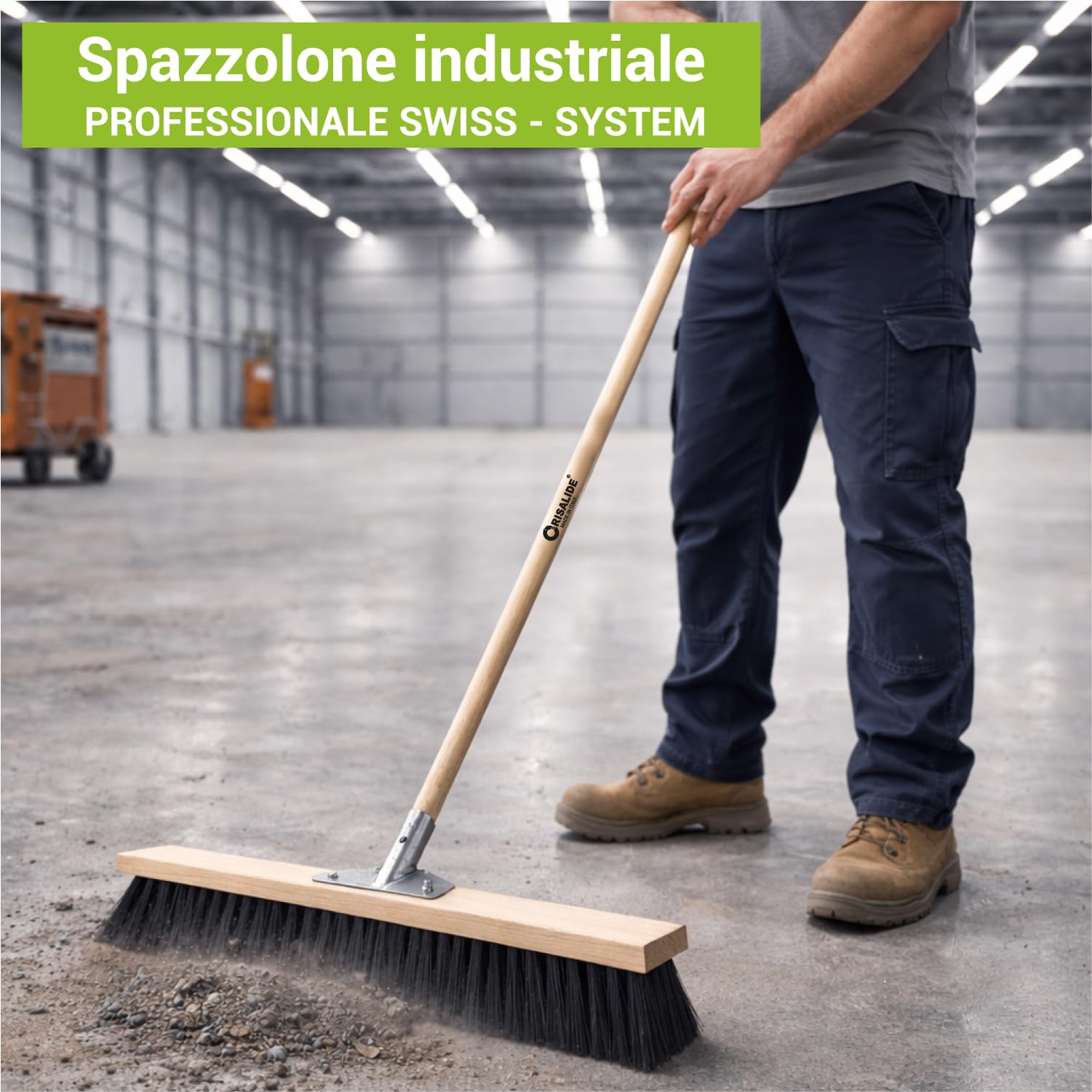 Crisalide® Scopa Industriale a Spinta 60 cm Swiss System con Manico 150 cm in Legno di Faggio – Spazzolone Professionale PVC Alta Densità per Esterno, Giardino, Magazzino e Capannone