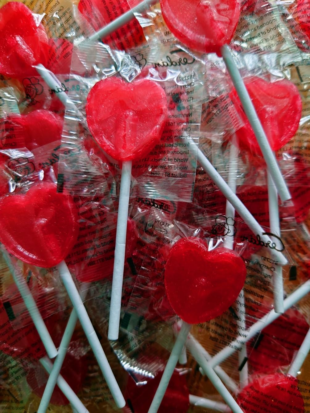 Heart Shaped Lollipops Lollies, Cherry Flavoured Lollipops, Individually Wrapped, Ideal for Valentines Day, Wedding, Party Bag Fillers (Pack of 20)
