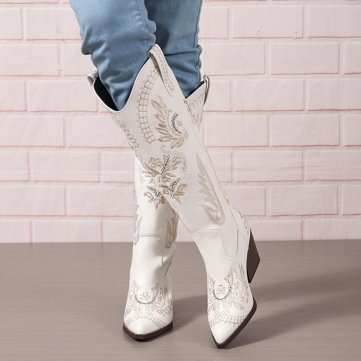 Cowboy Boots for Women Wide Calf Cowgirl Boot Embroidered Western Pointed Toe Chunky Heel Pull On Knee High Retro Tall Boot Ladies Boots - Image 2