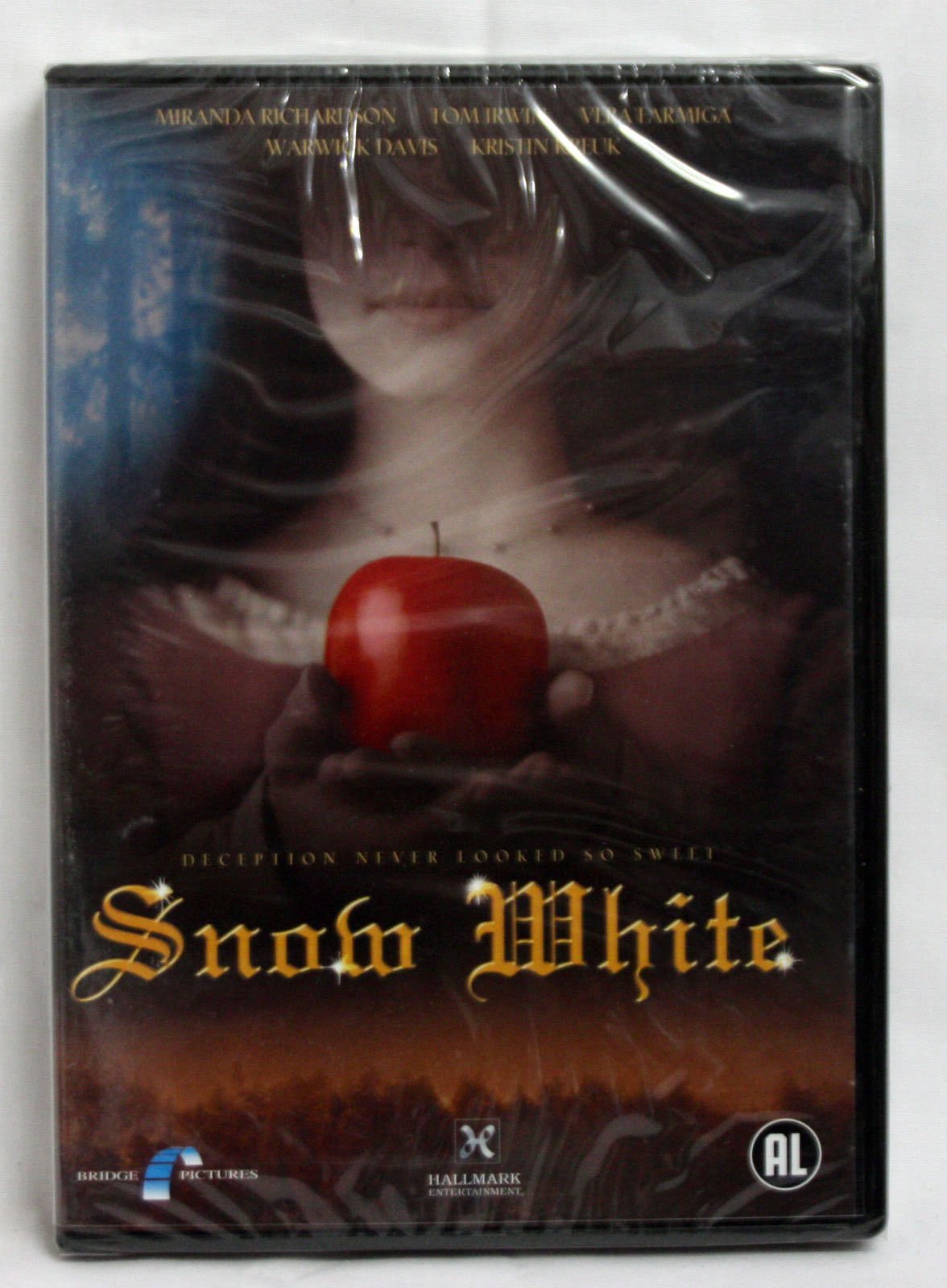 Amazon.co.jp: SNOW WHITE (IMPORT DVD) UK COMPATIBLE WITH ENGLISH
