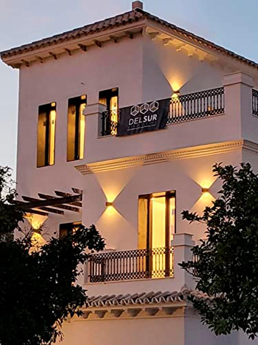 M Ledme - Aplique de pared Negro exterior/interior LED 6W, 3000k Blanco cálido, haz de luz ajustable, IP54 Impermeable, ideal iluminación para Exterior, Jardín, Terraza, Patio, LM6182