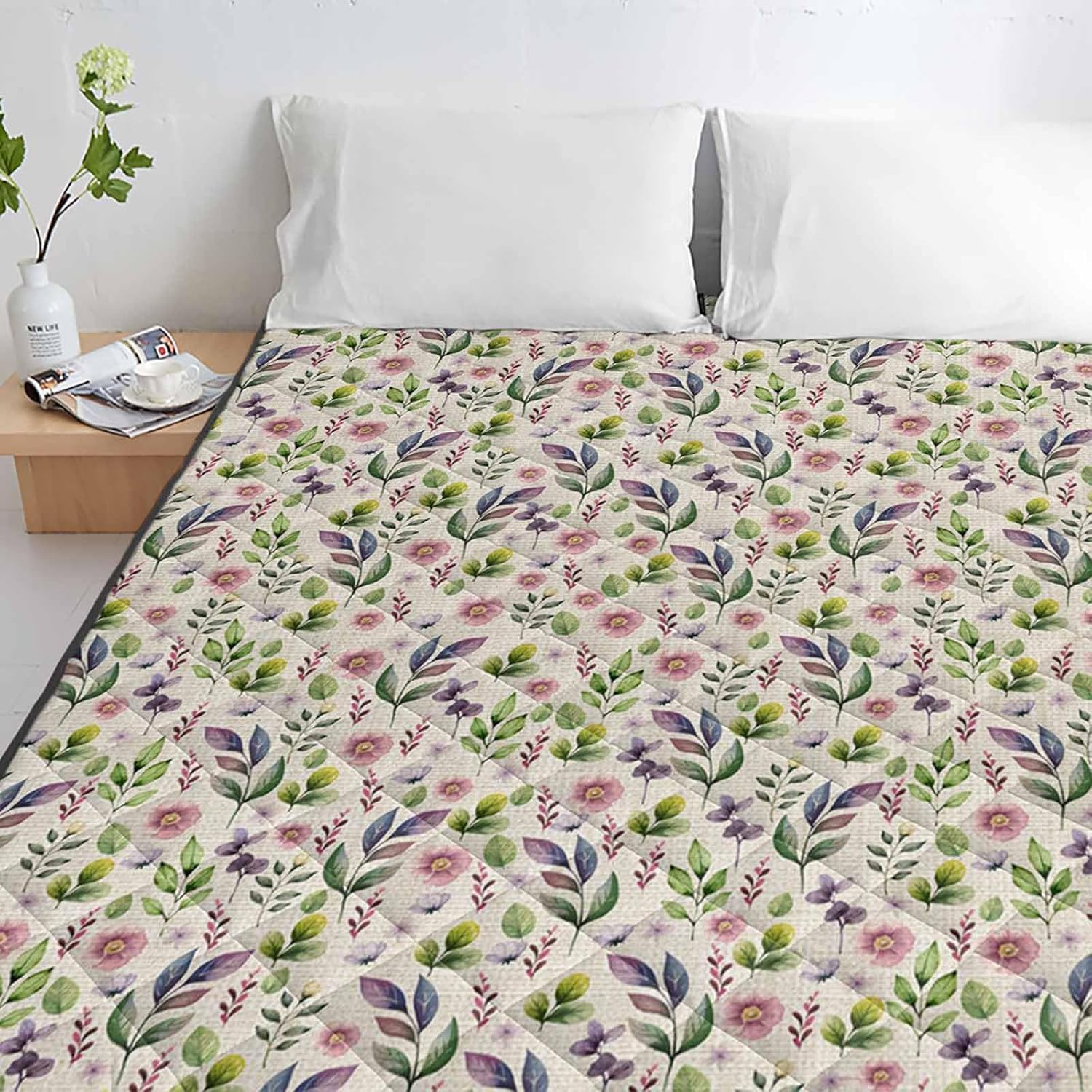 Quilt California King Luxury Quilted Comforter Bedspread-Thin Soft Cozy, Rustic Pink Green Hydrangea Flowers Eucalyptus Leaf Beige Reversible Stitched Lightweight Quilt Coverlet for All Season