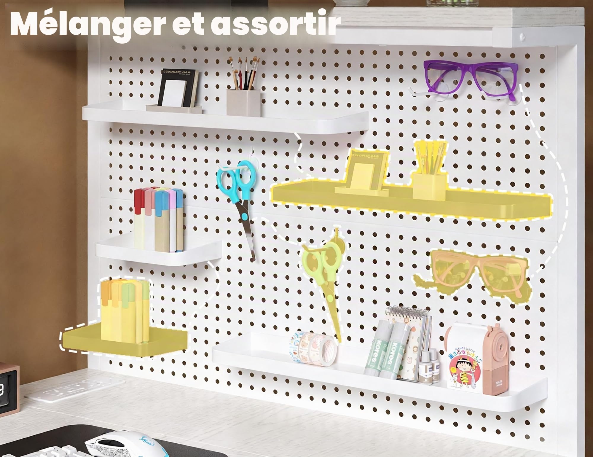 120 * 80cm L-förmiger Table Gaming avec Panneau Perforé et Étagères, Bureau d'angle avec Prise, Réversible Bureau avec 3 Détachables Étagères pour Domicile et Chambre, Blanc