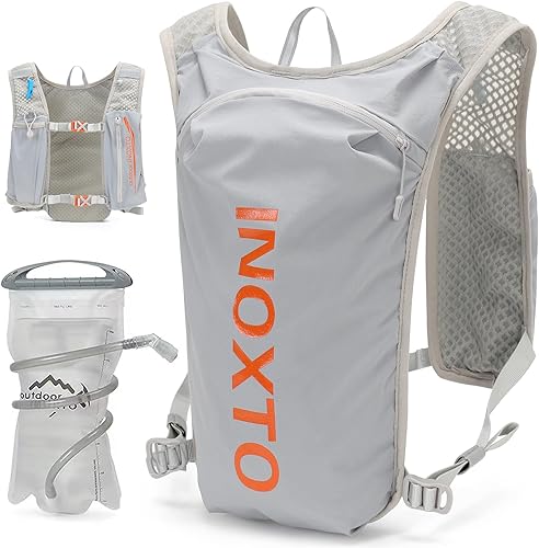 Miniatura 18 de INOXTO Chaleco de Hidratación para Correr Mochila, Paquete Ligero Aislado con Bolsa de Vejiga de Agua de 1.5L Mochila de Día para Senderismo,