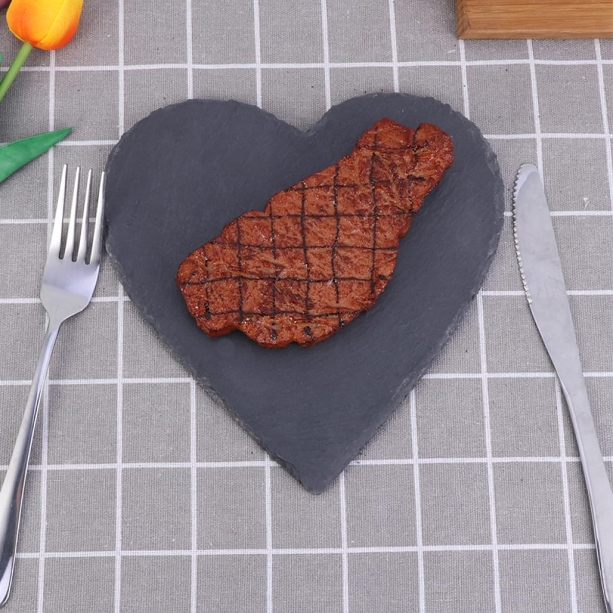 Luxshiny Set 3 Piatti in Ardesia Forma di Cuore Nero da 4 Pollici, Multiuso per Servire Cibo Design Chic Rustico, per Hotel e Casa