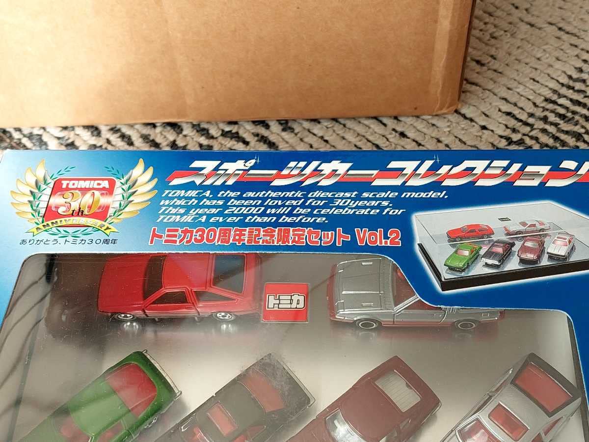 Amazon | ミニカー スプリンター トレノ 赤色x黒色 トミカ30周年記念