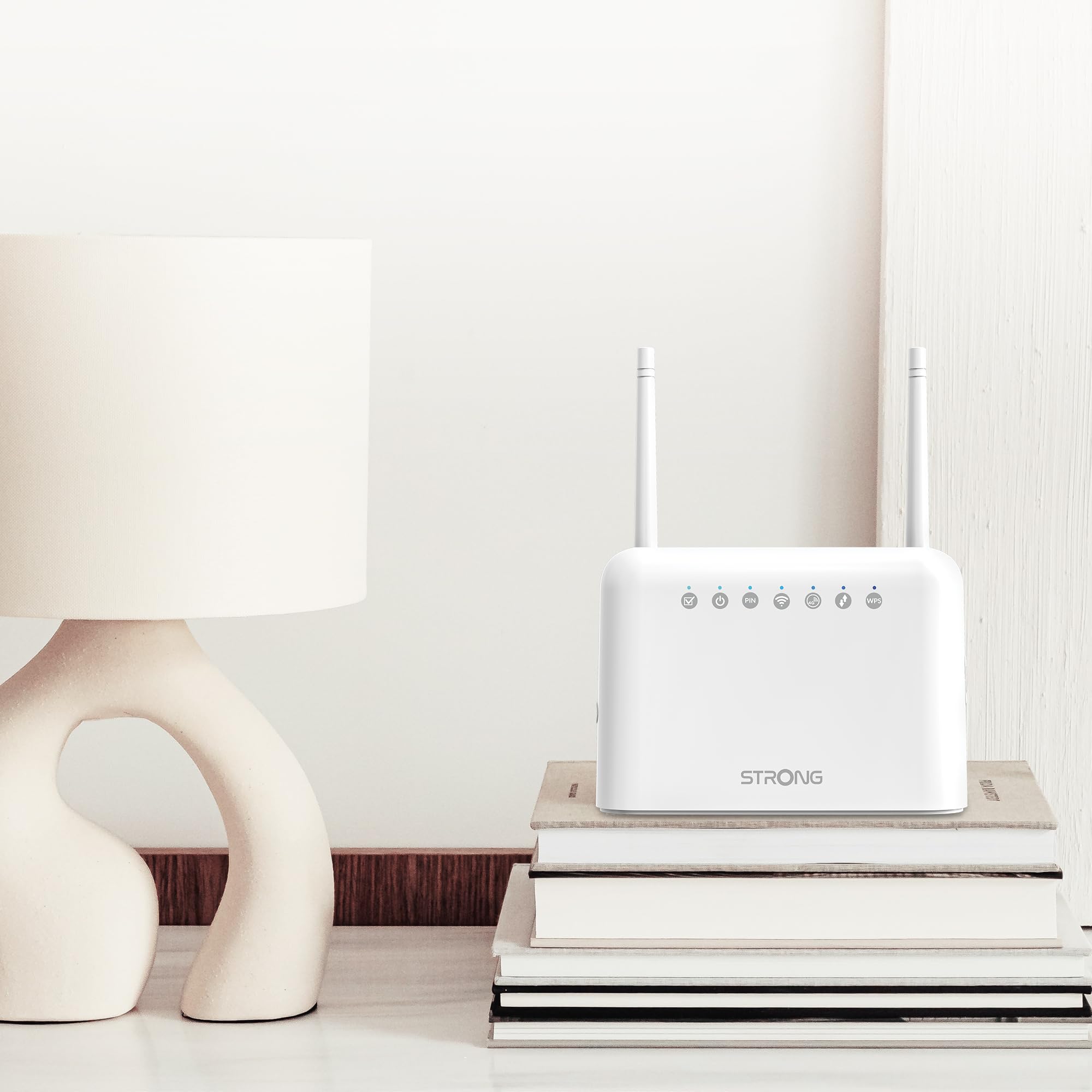 STRONG Router 4G LTE 350, hotspot mobile, fino a 150 Mbps, 4G/300 Mbps, Wi-Fi, ideale per camper o casa del fine settimana, 4 porte LAN, adatto per tutte le schede SIM, bianco