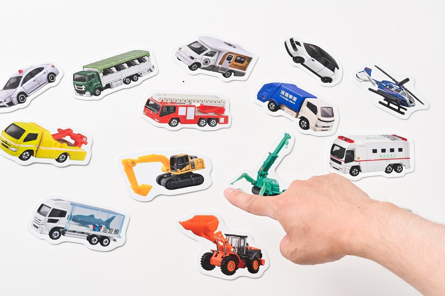 Amazon.co.jp: 幻冬舎 トミカカードコレクションNEO : おもちゃ